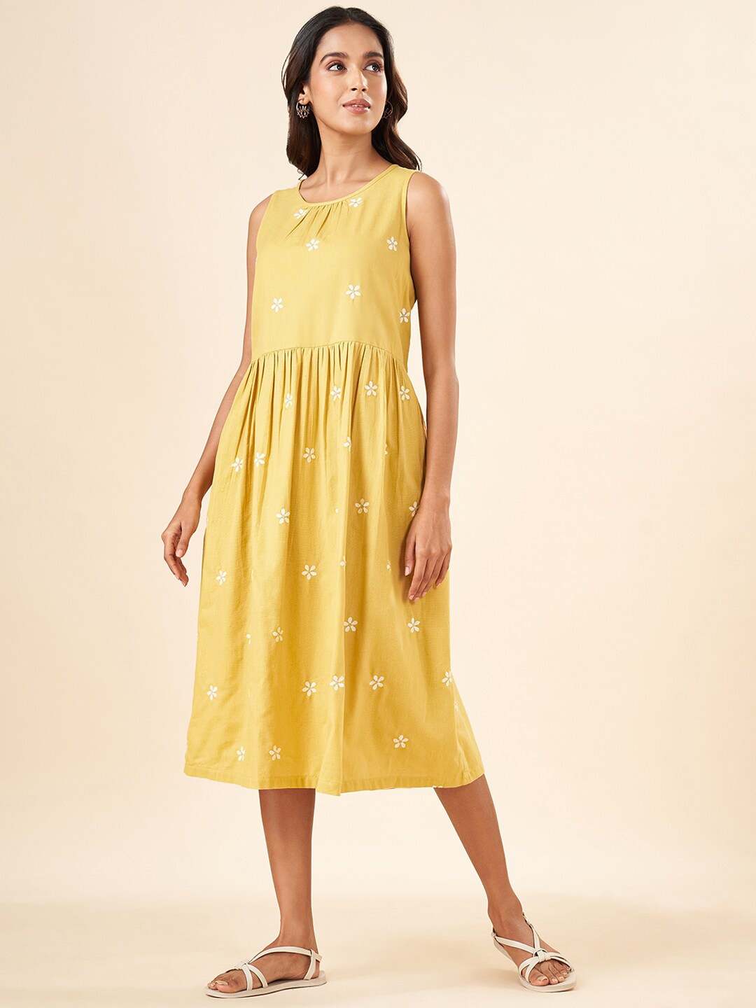 

AKKRITI BY PANTALOONS Floral Printed Round Neck Fit & Flare Midi Dress, Beige