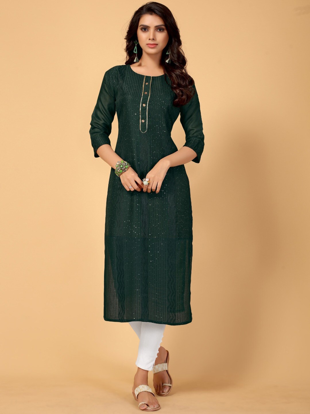 

DIVASTRI Striped Round Neck Sequinned Cotton Silk Straight Kurta, Green