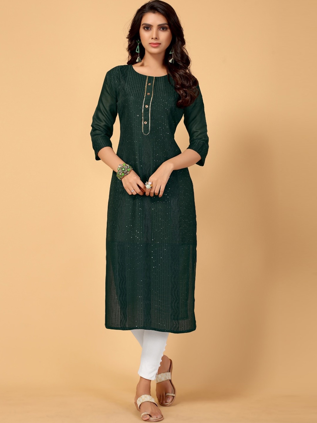 

DIVASTRI Striped Round Neck Sequinned Cotton Silk Straight Kurta, Green