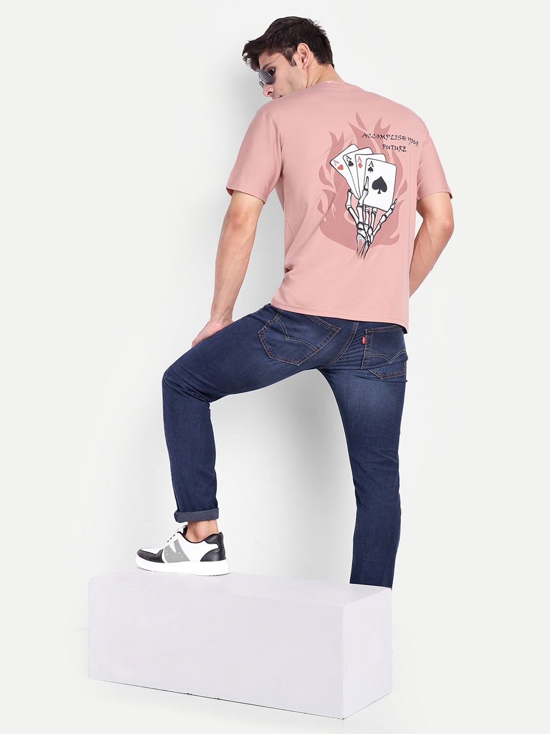 

REPRISE Graphic Printed Round Neck Oversized T-shirt, Peach