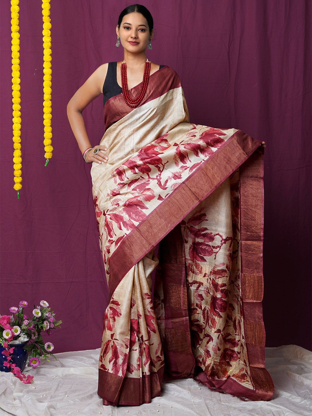 

Unnati Silks Floral Printed Pure Silk Handloom Tussar Saree, Cream