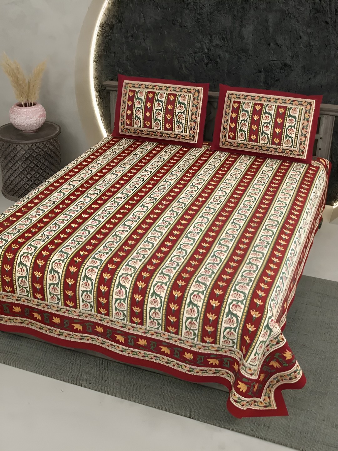 

LIVING ROOTS Super King Size Jaipur Block Print Cotton Double Bedsheet & 2 Pillow Covers, Maroon