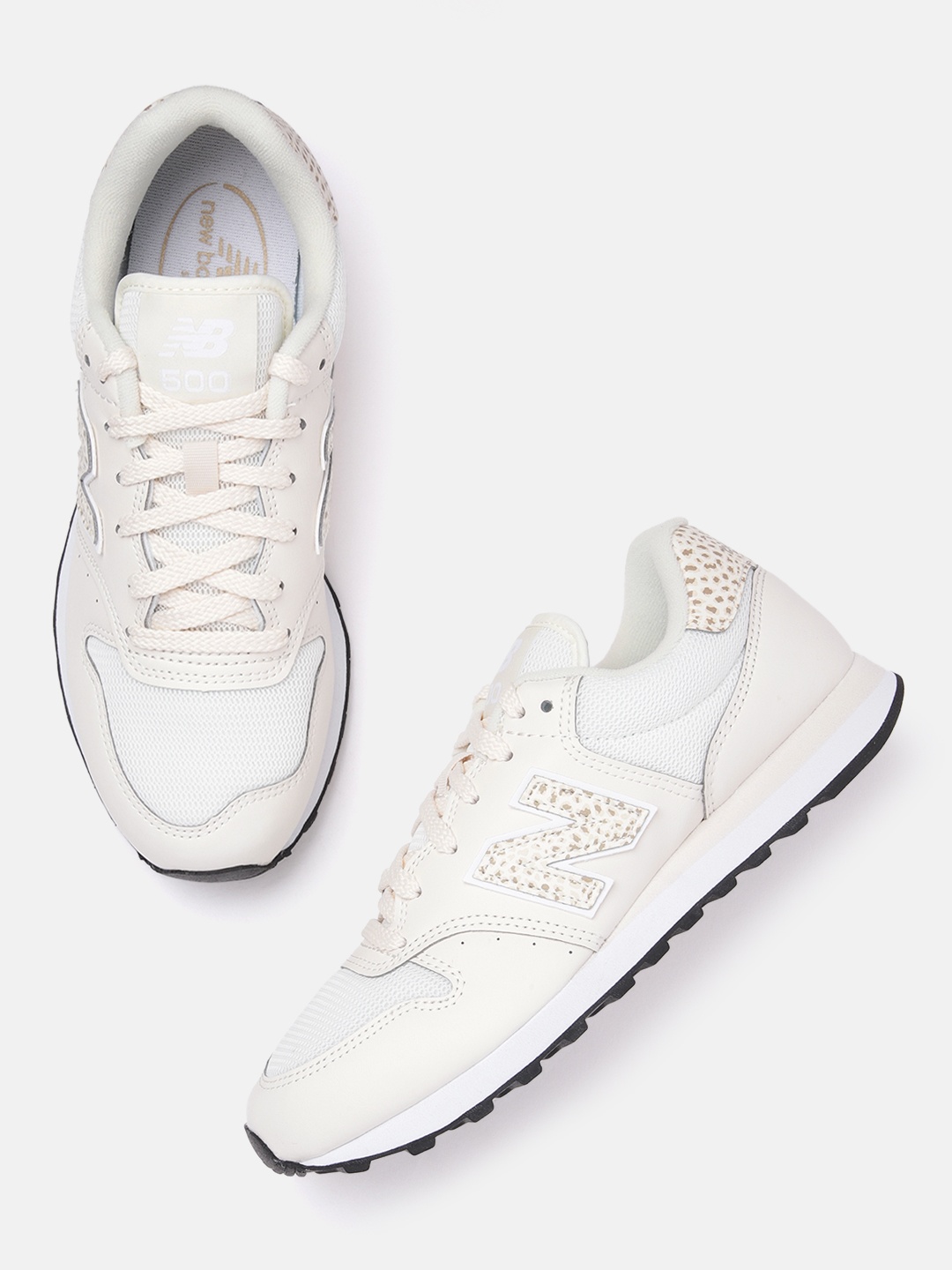 

New Balance Men 500 LINEN Woven Design & Colourblocked 997R Sneakers, Off white