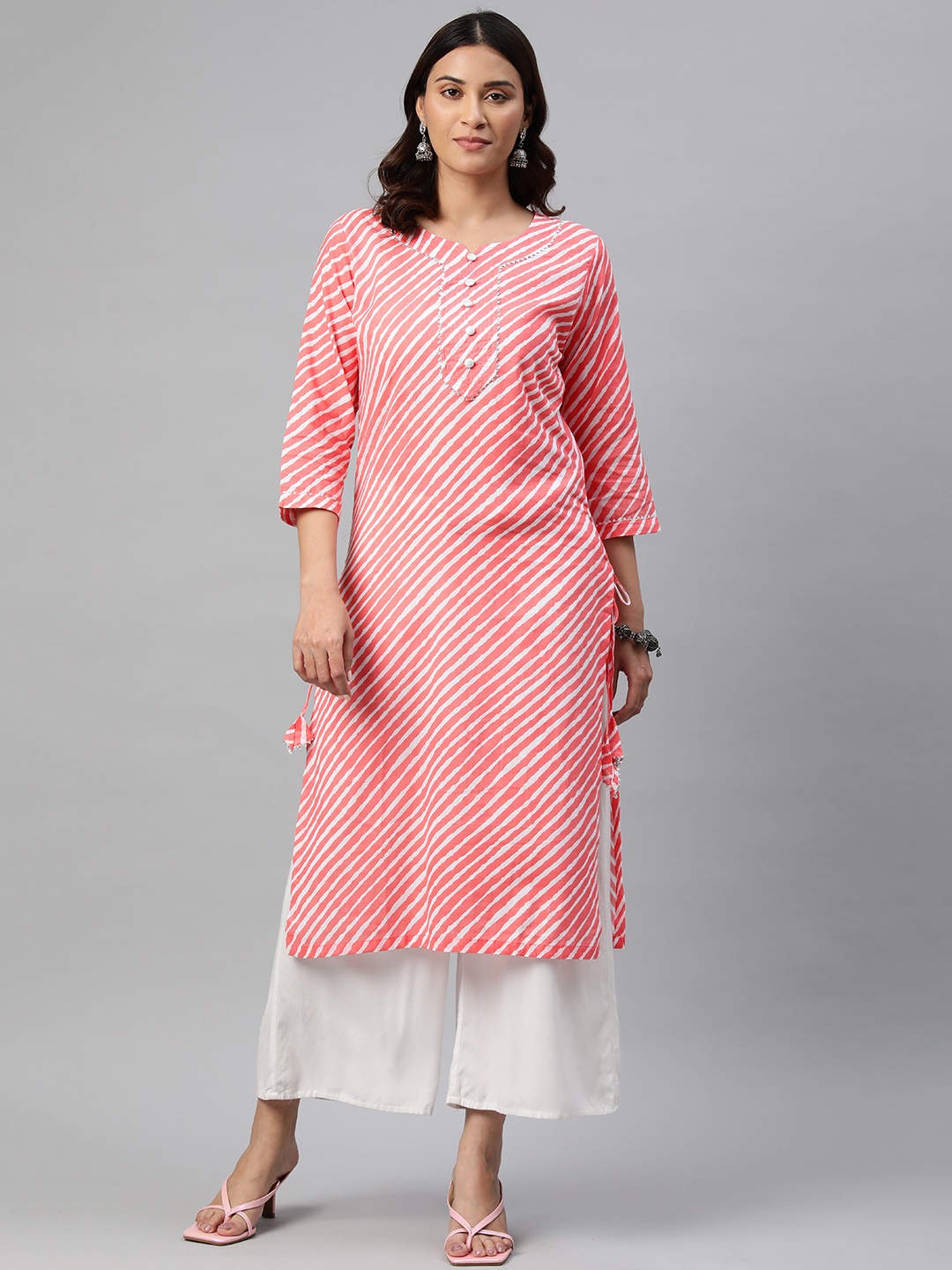 

One Femme Leheriya Printed Gotta Patti Pure Cotton Kurta, Orange