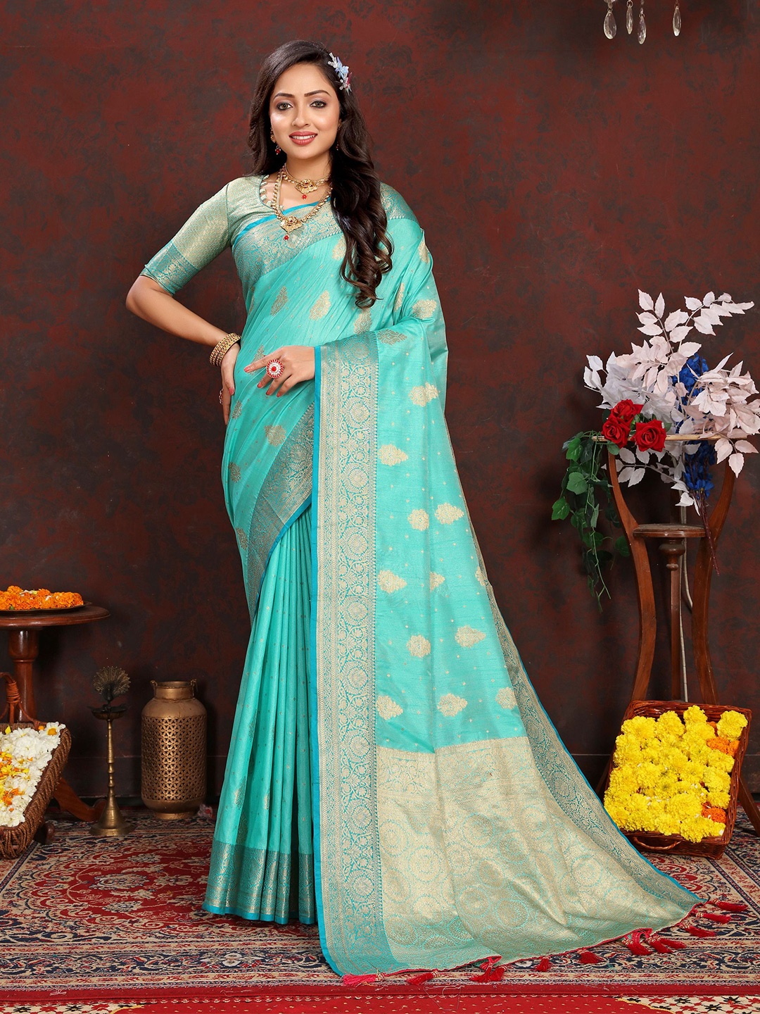 

DIVASTRI Ethnic Motifs Woven Design Zari Banarasi Saree, Blue