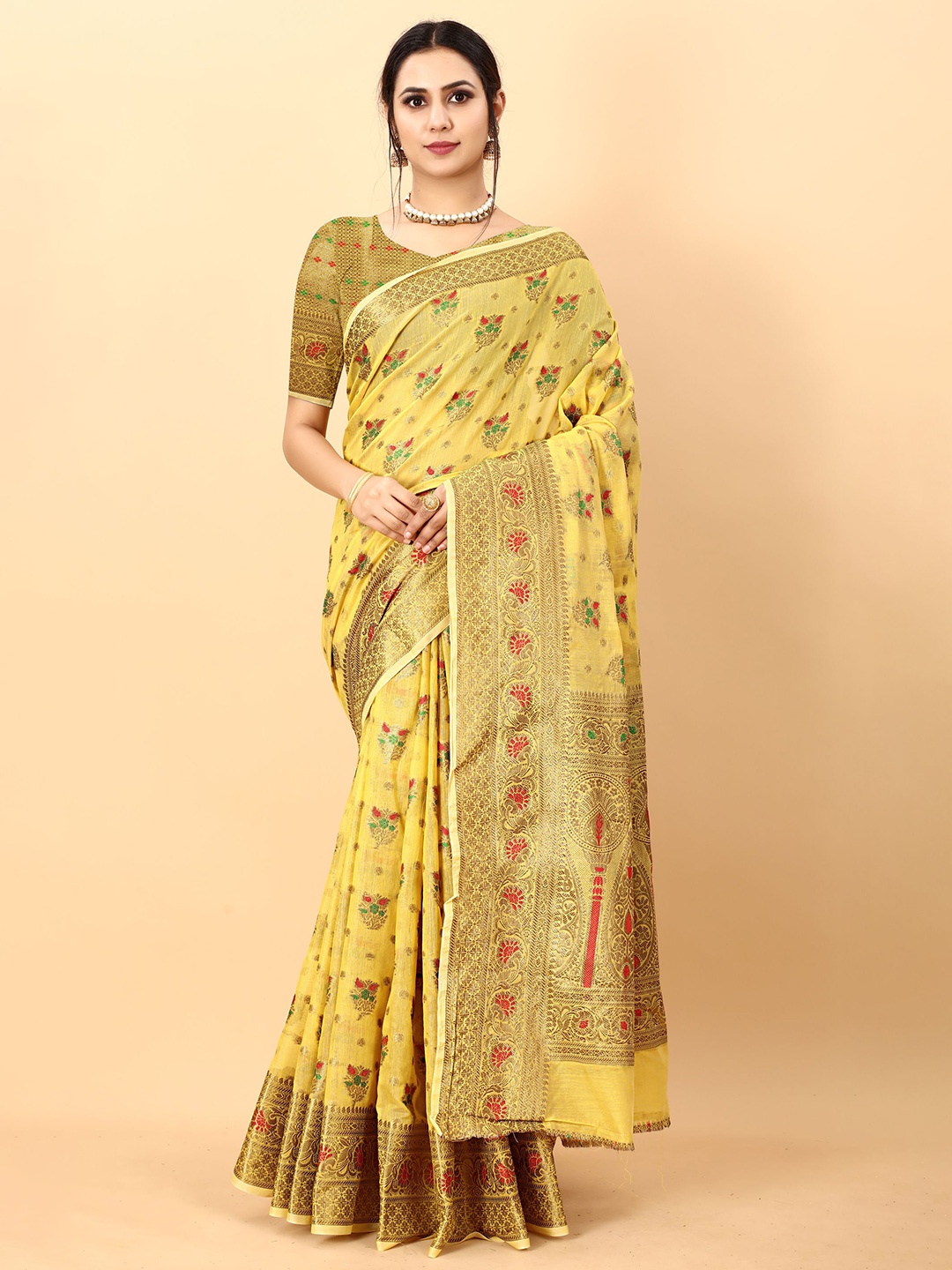 

DIVASTRI Ethnic Motifs Woven Design Zari Banarasi Saree, Yellow