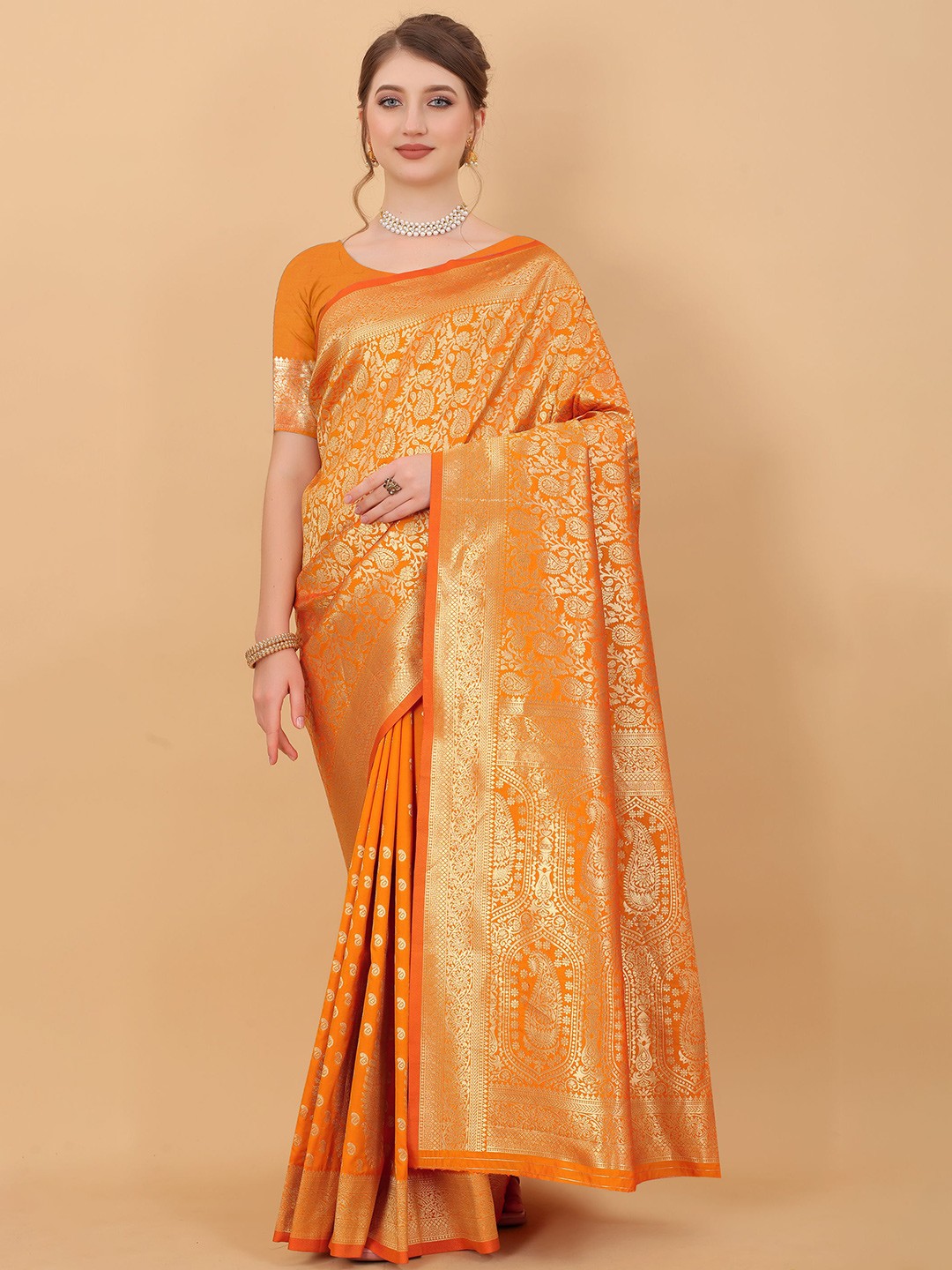 

DIVASTRI Ethnic Motifs Woven Design Zari Banarasi Saree, Orange