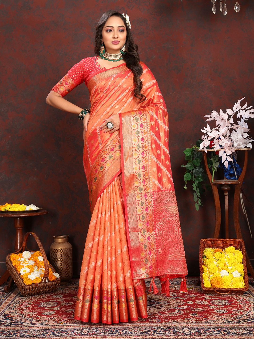 

DIVASTRI Ethnic Motifs Woven Design Zari Banarasi Saree, Orange