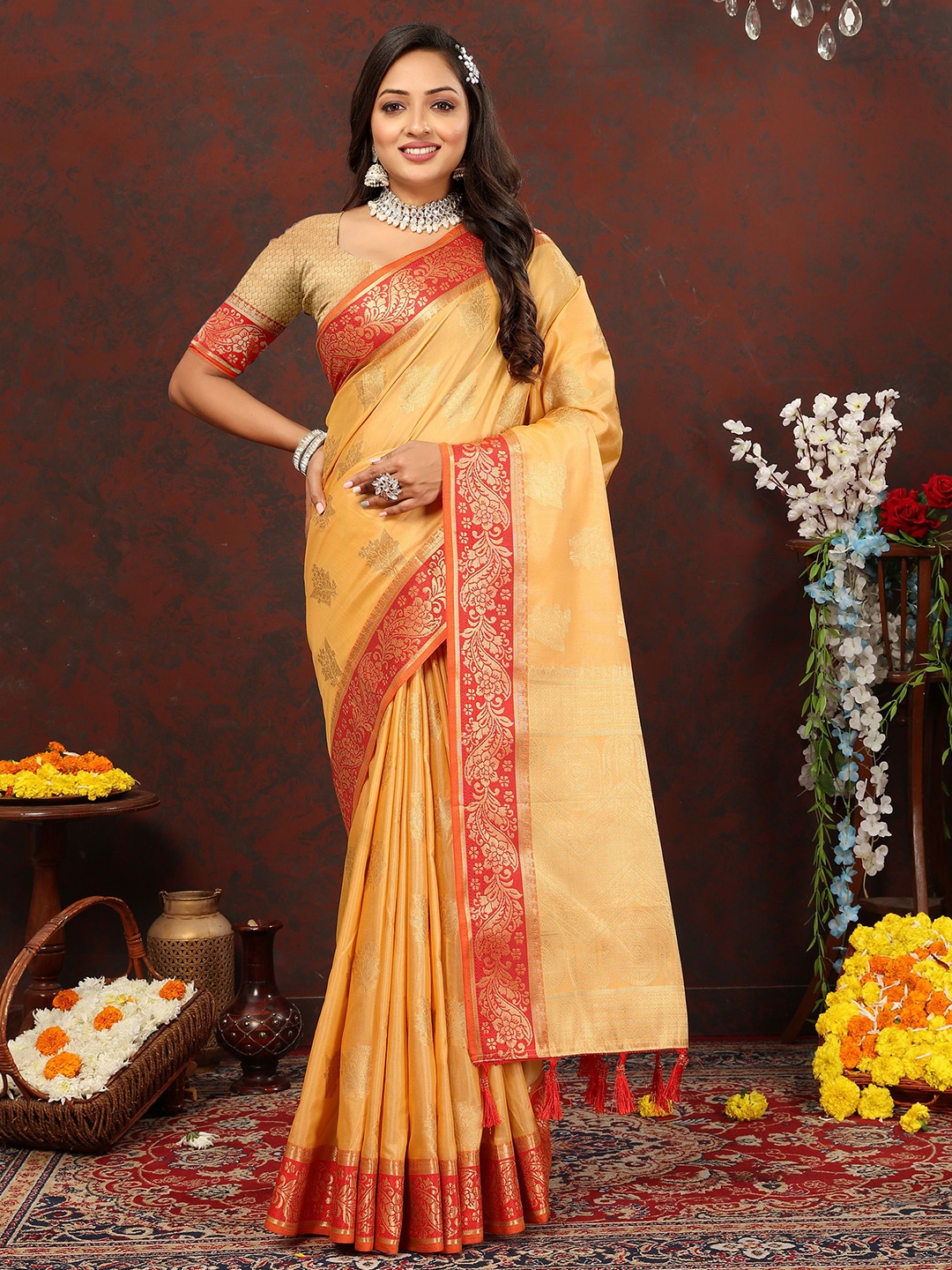 

DIVASTRI Ethnic Motifs Woven Design Zari Detailed Banarasi Saree, Orange