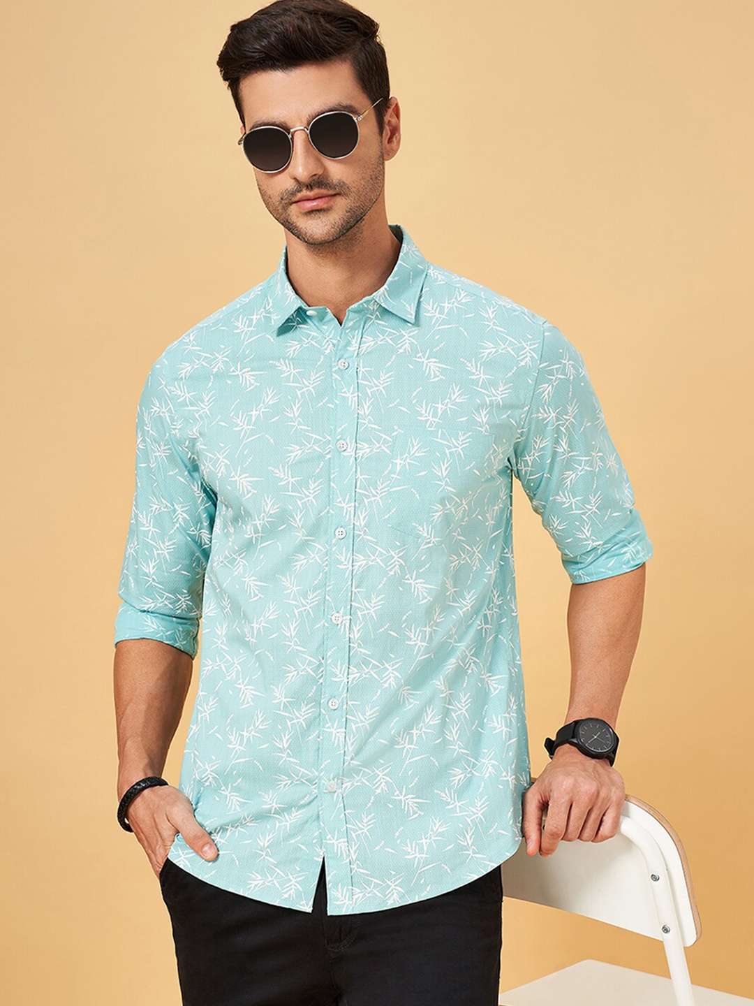 

BYFORD by Pantaloons Slim Fit Floral Printed Cotton Casual Shirt, Green