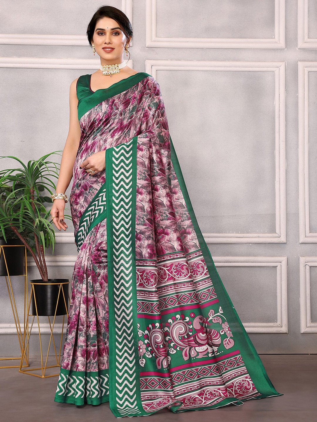 

KALINI Floral Printed Art Silk Saree, Green