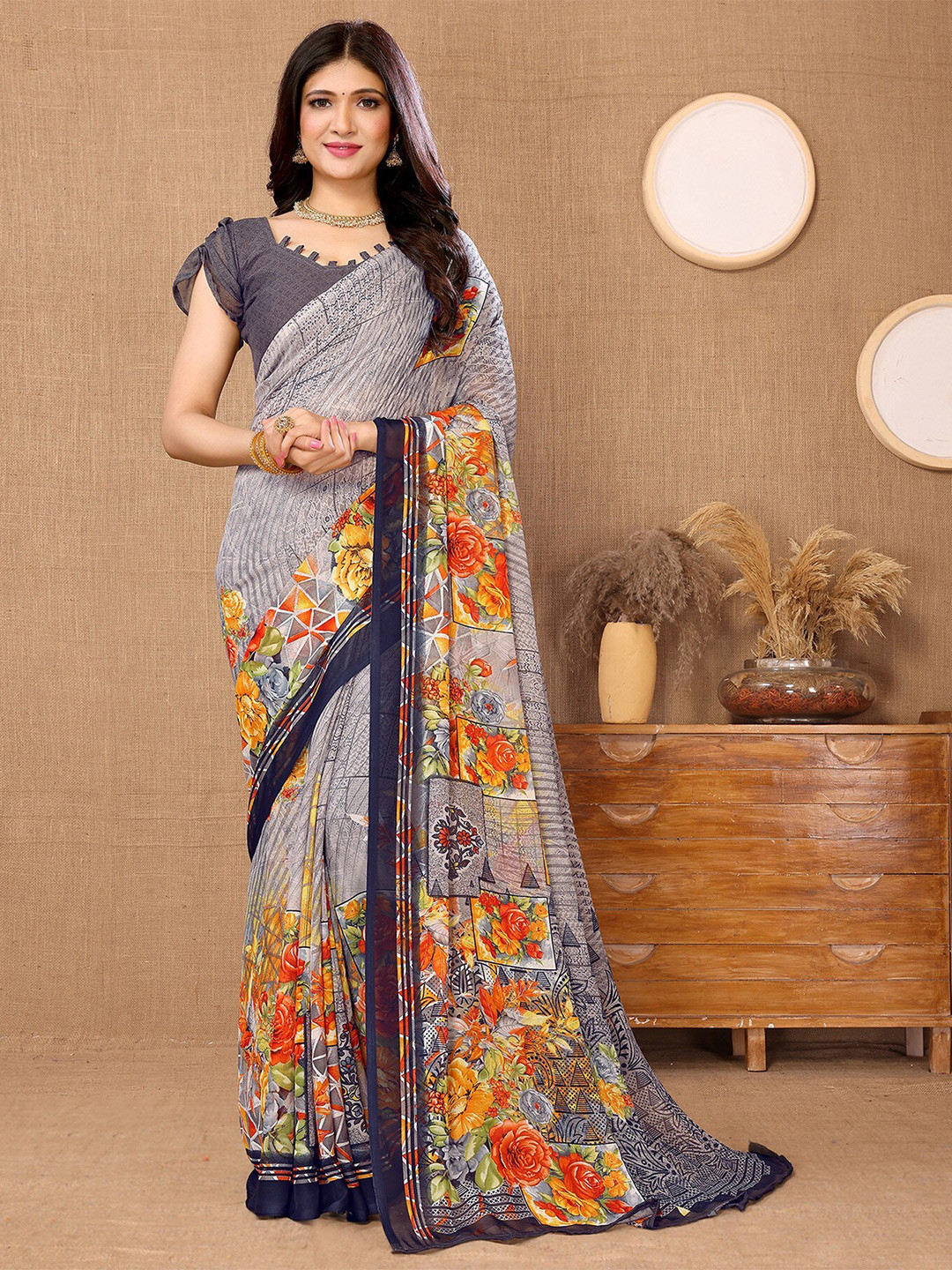 

KALINI Floral Printed Saree, Grey