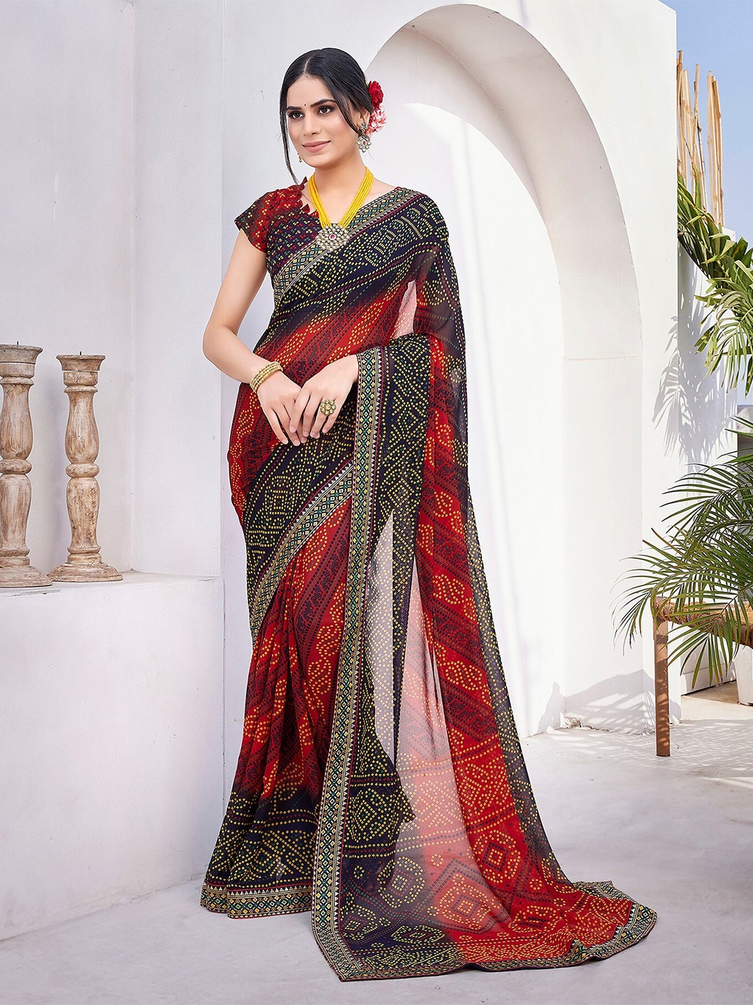 

KALINI Bandhani Banarasi Saree, Red