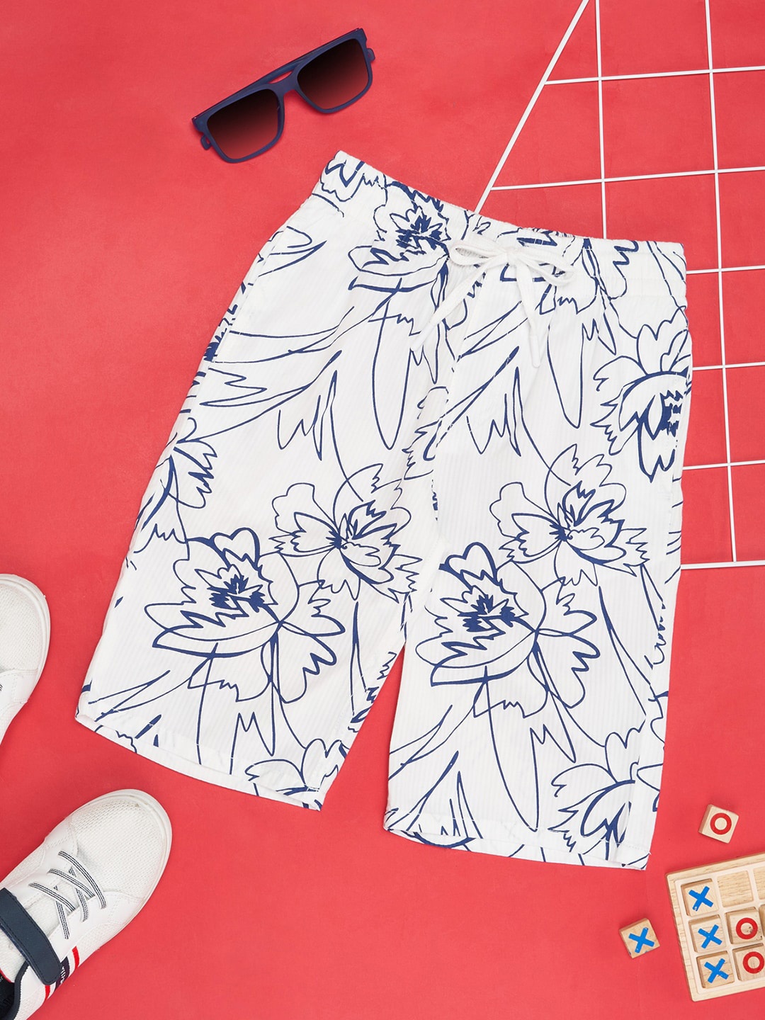 

Pantaloons Junior Boys Floral Printed Pure Cotton Shorts, White