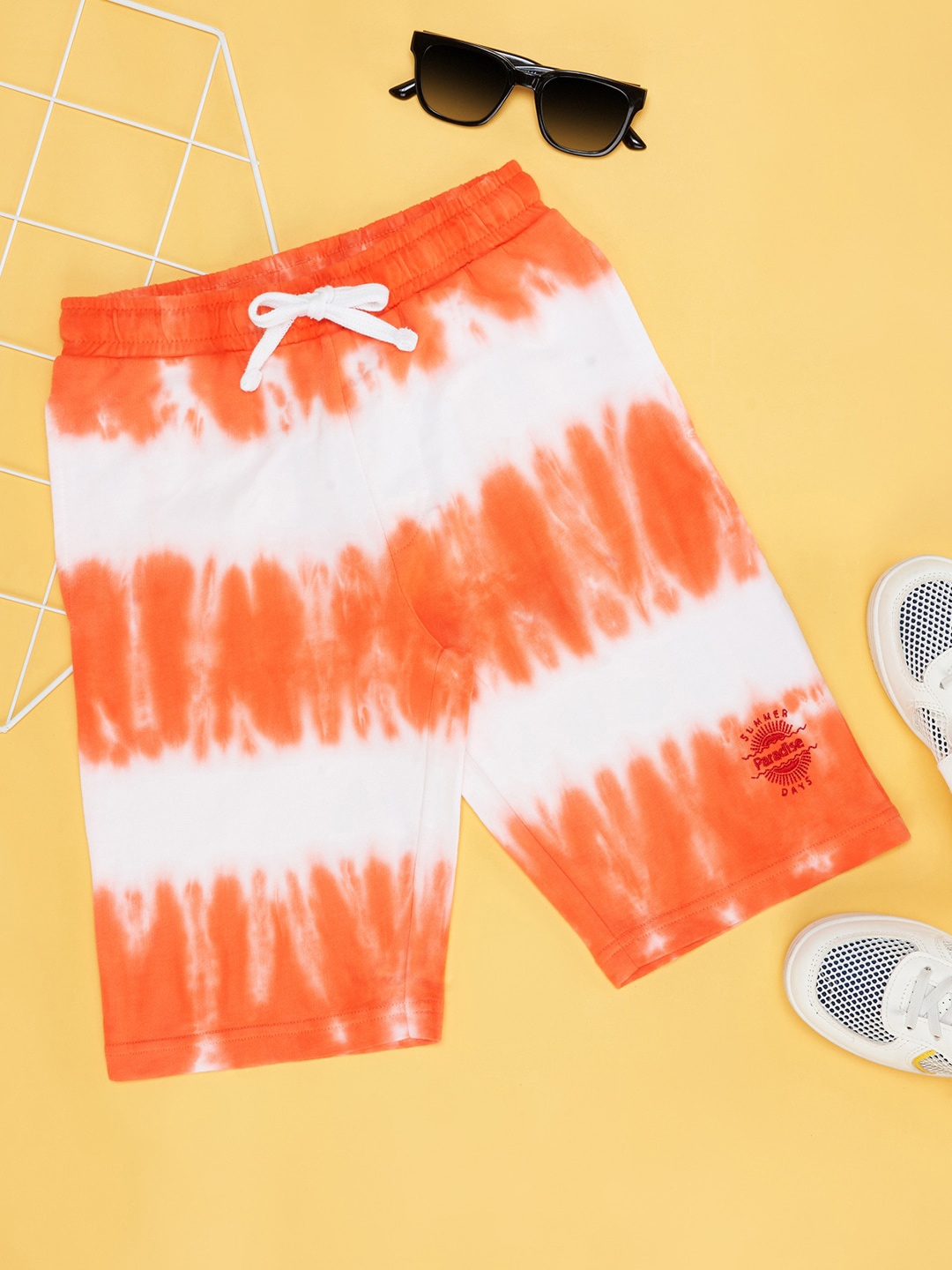 

Pantaloons Junior Boys Tie & Dye Printed Mid-Rise Cotton Regular Shorts, White