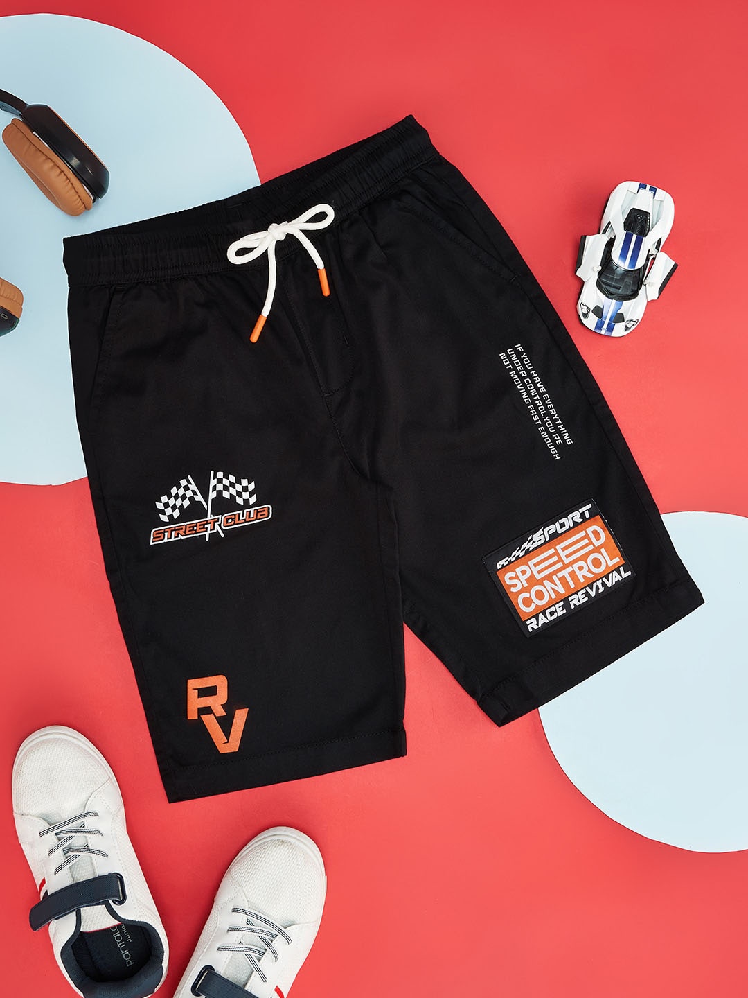 

Pantaloons Junior Boys Typography Printed Pure Cotton Shorts, Black