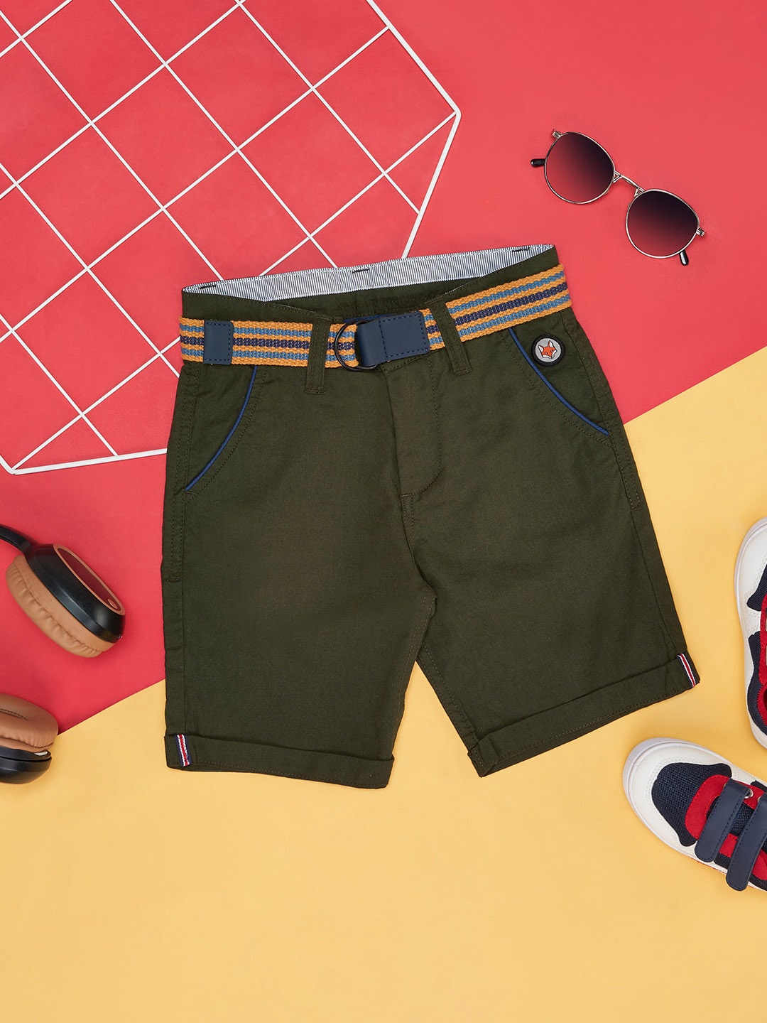 

Pantaloons Junior Boys Mid-Rise Pure Cotton Chino Shorts, Green