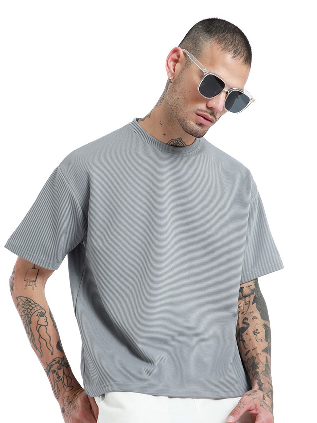 

Banana Club Round Neck Drop Shoulder Sleeves Cotton Oversized T-shirt, Grey