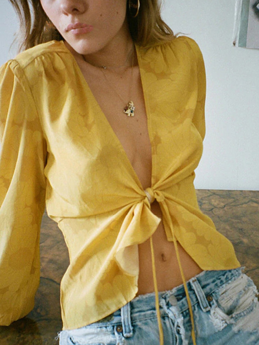 

LULU & SKY Tie-up Front Top, Yellow