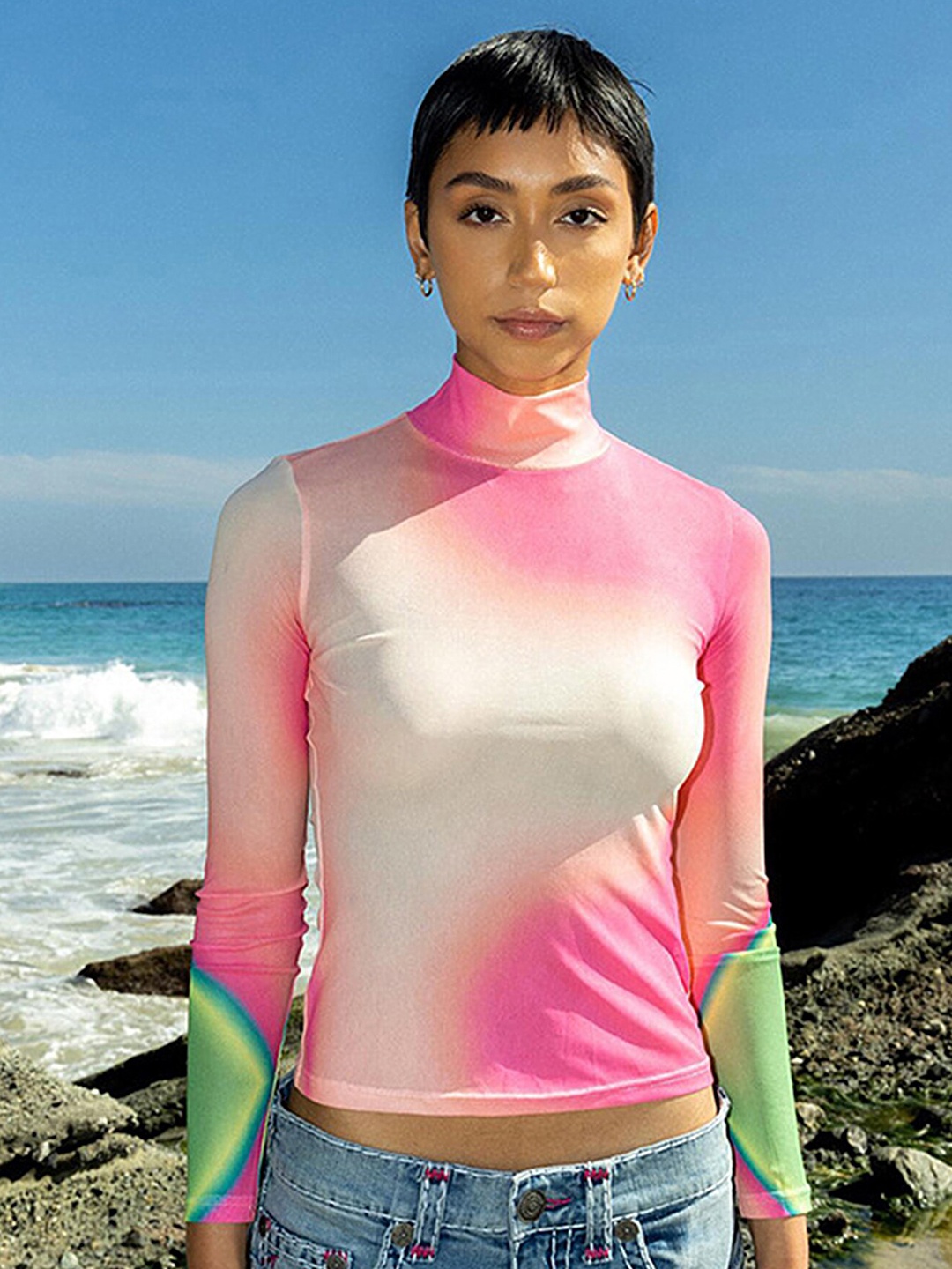 

LULU & SKY High Neck Fitted Top, Pink