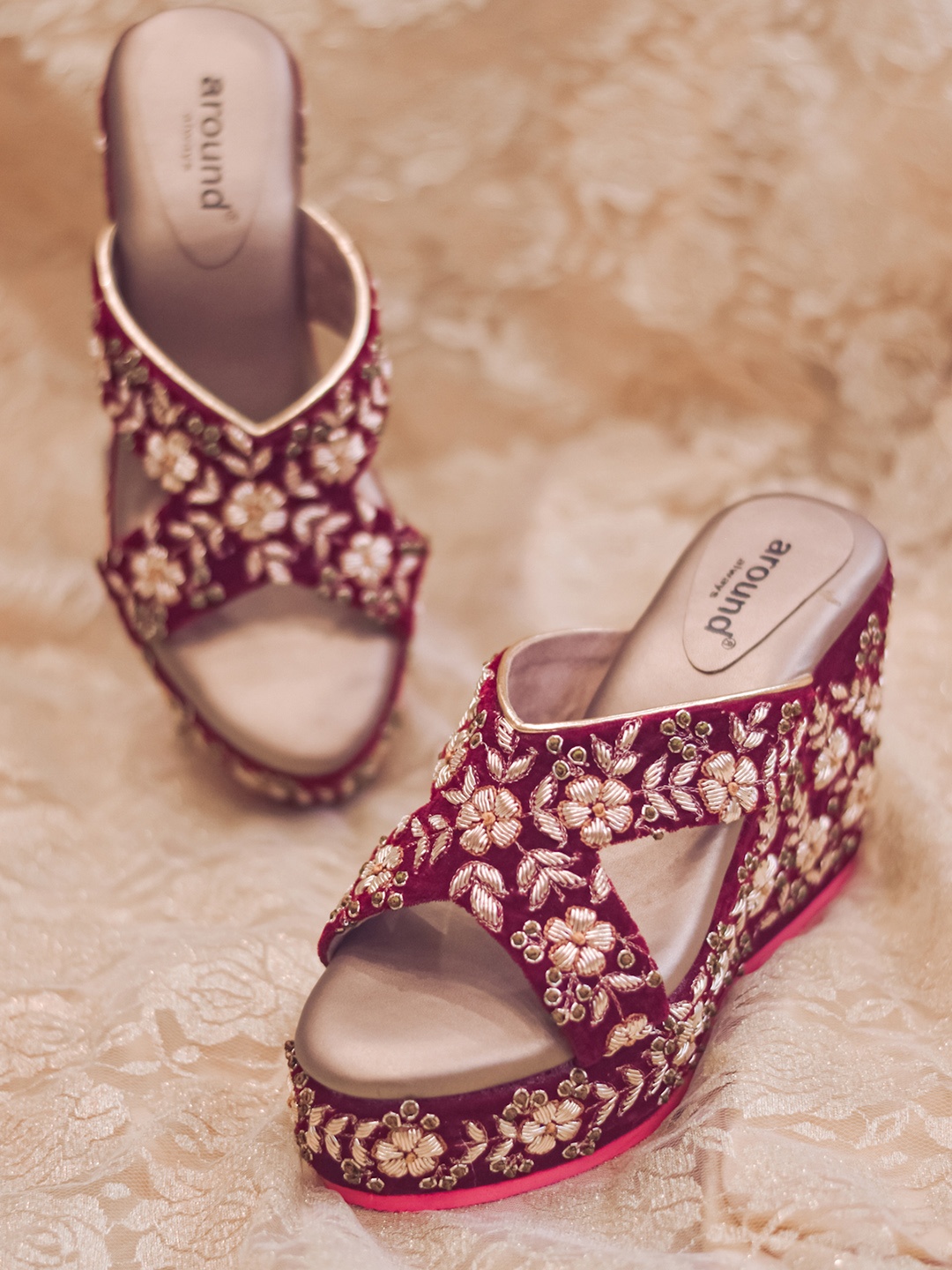 

Around Always Sion Printed Wedges, Maroon