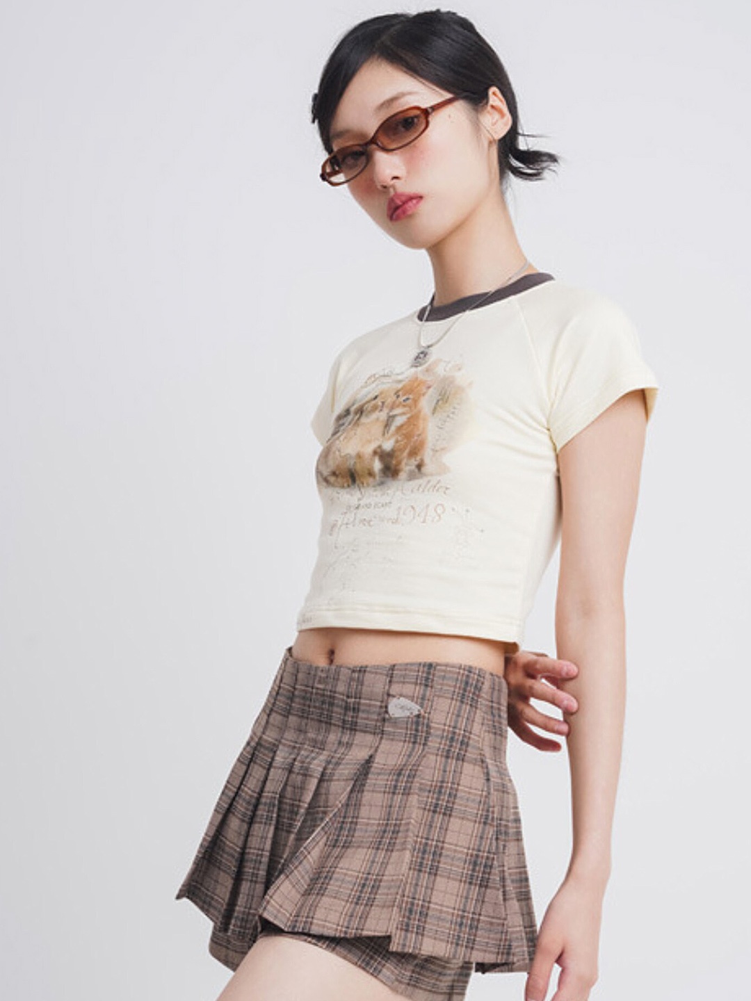 

LULU & SKY Raglan Sleeves Graphic Printed Cotton Crop Top, Beige