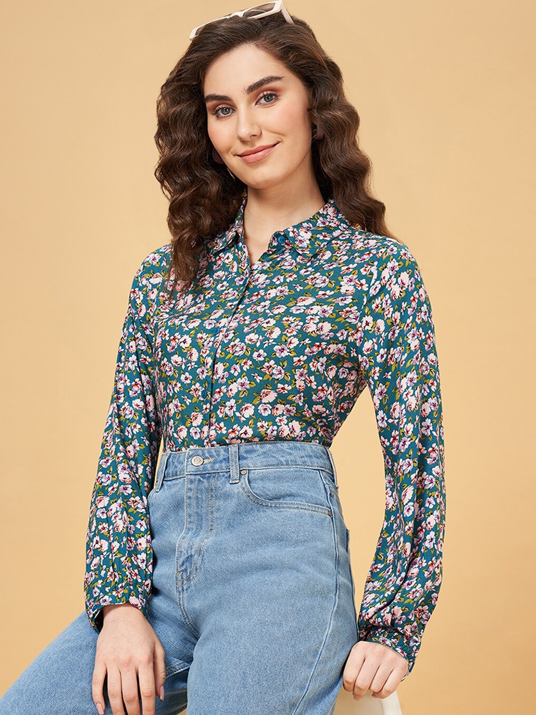 

YU by Pantaloons Floral Printed Shirt Collar Cuffed Sleeves Shirt Style Top, Teal