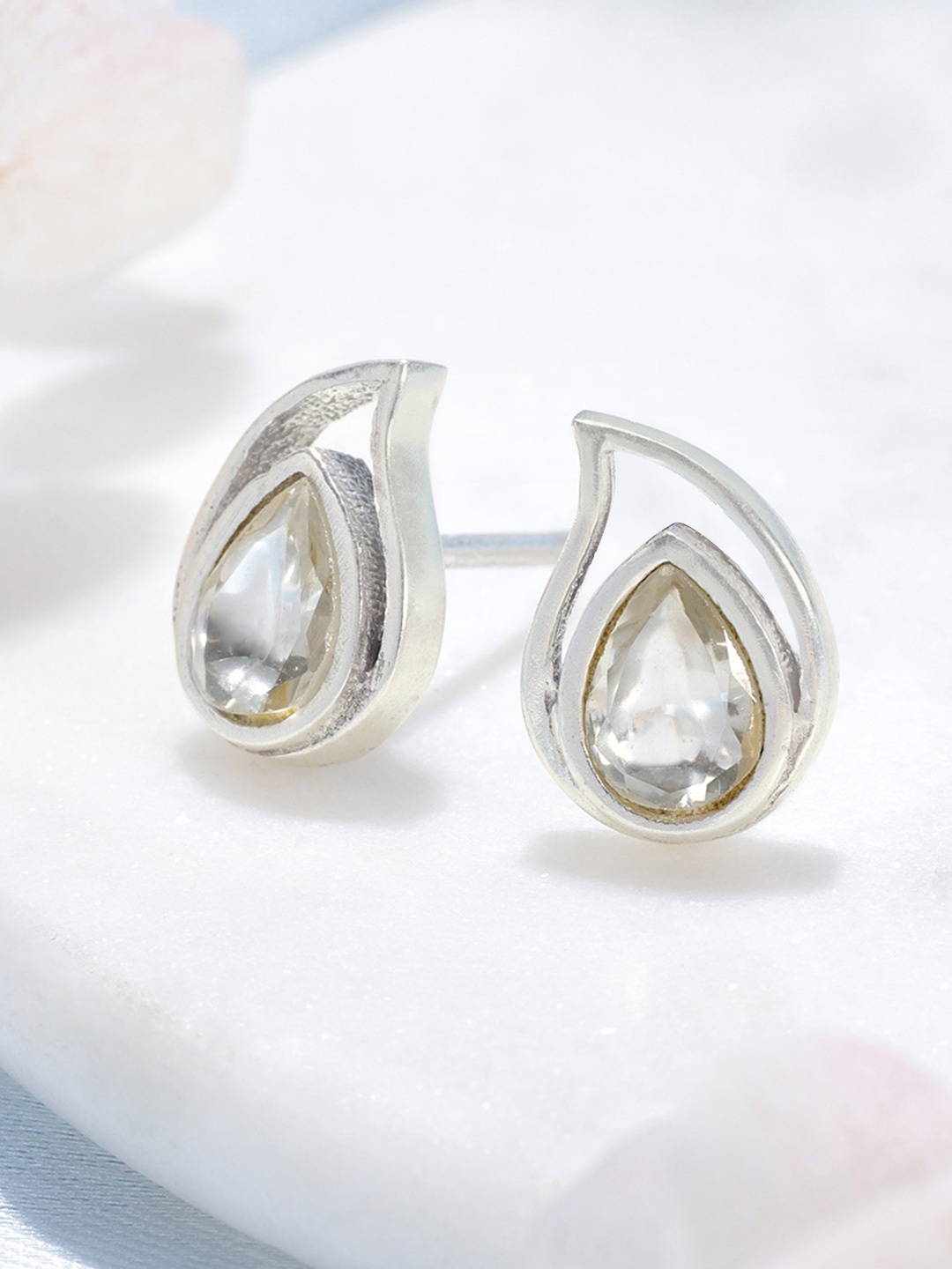 

Unniyarcha 92.5 Silver Teardrop Shaped Kundan Studs