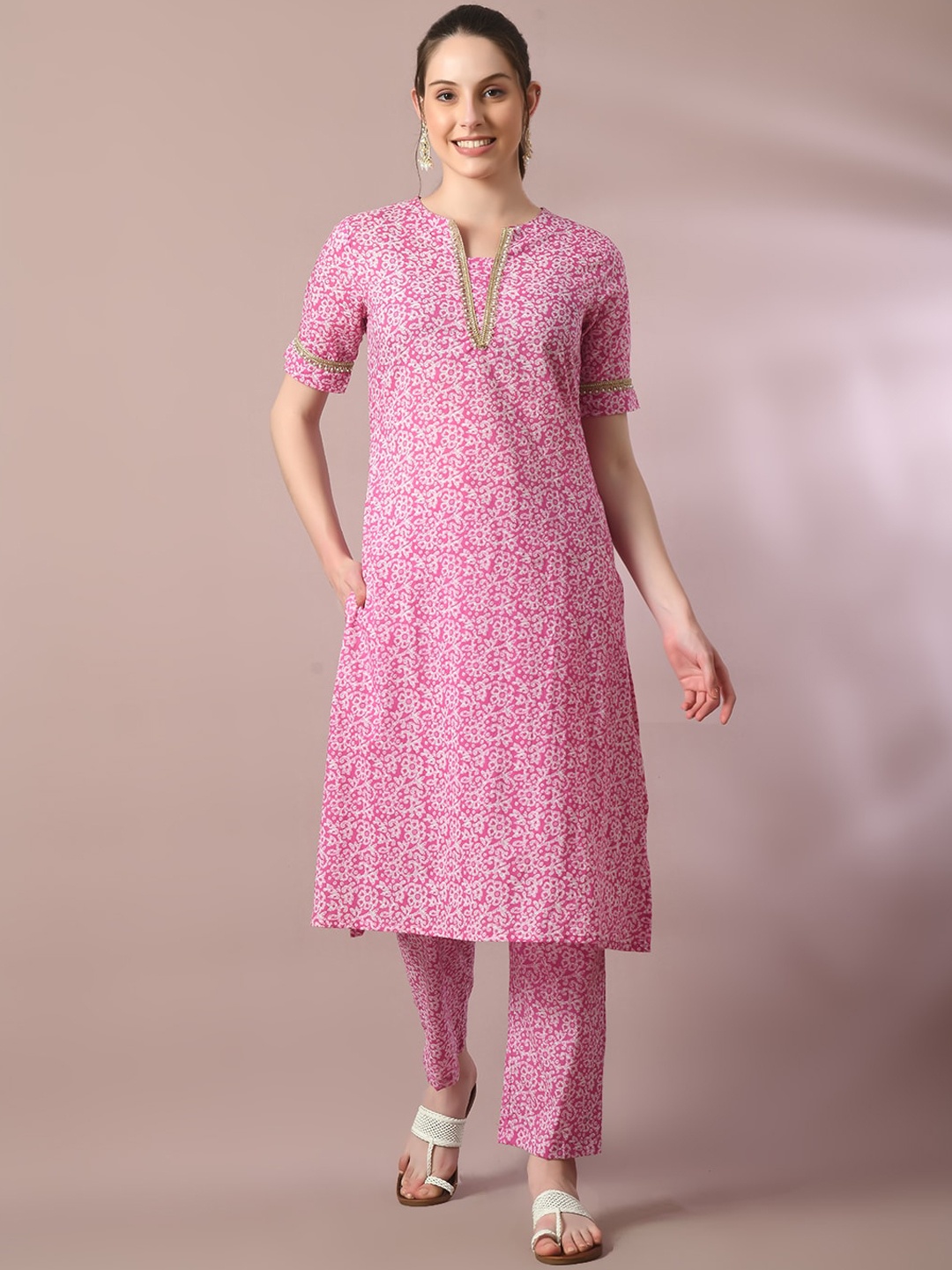

Myshka Ethnic Motifs Printed Pure Cotton Kurta With Trouser, Pink