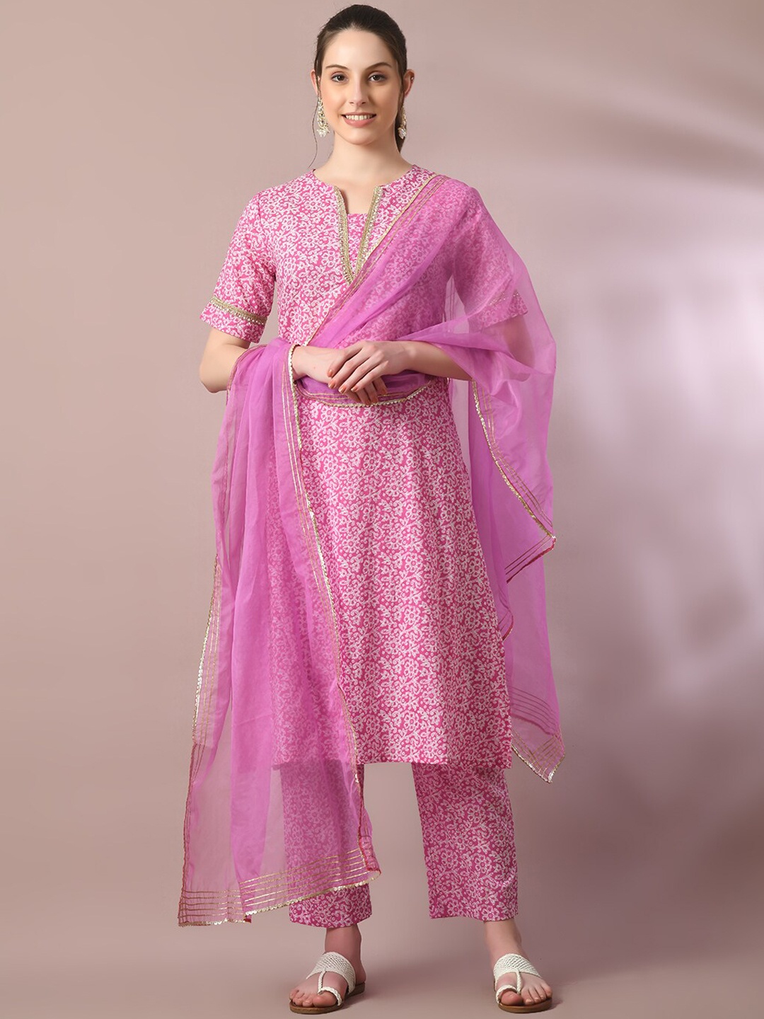 

Myshka Ethnic Motifs Printed Kurta With Trousers & Dupatta, Pink