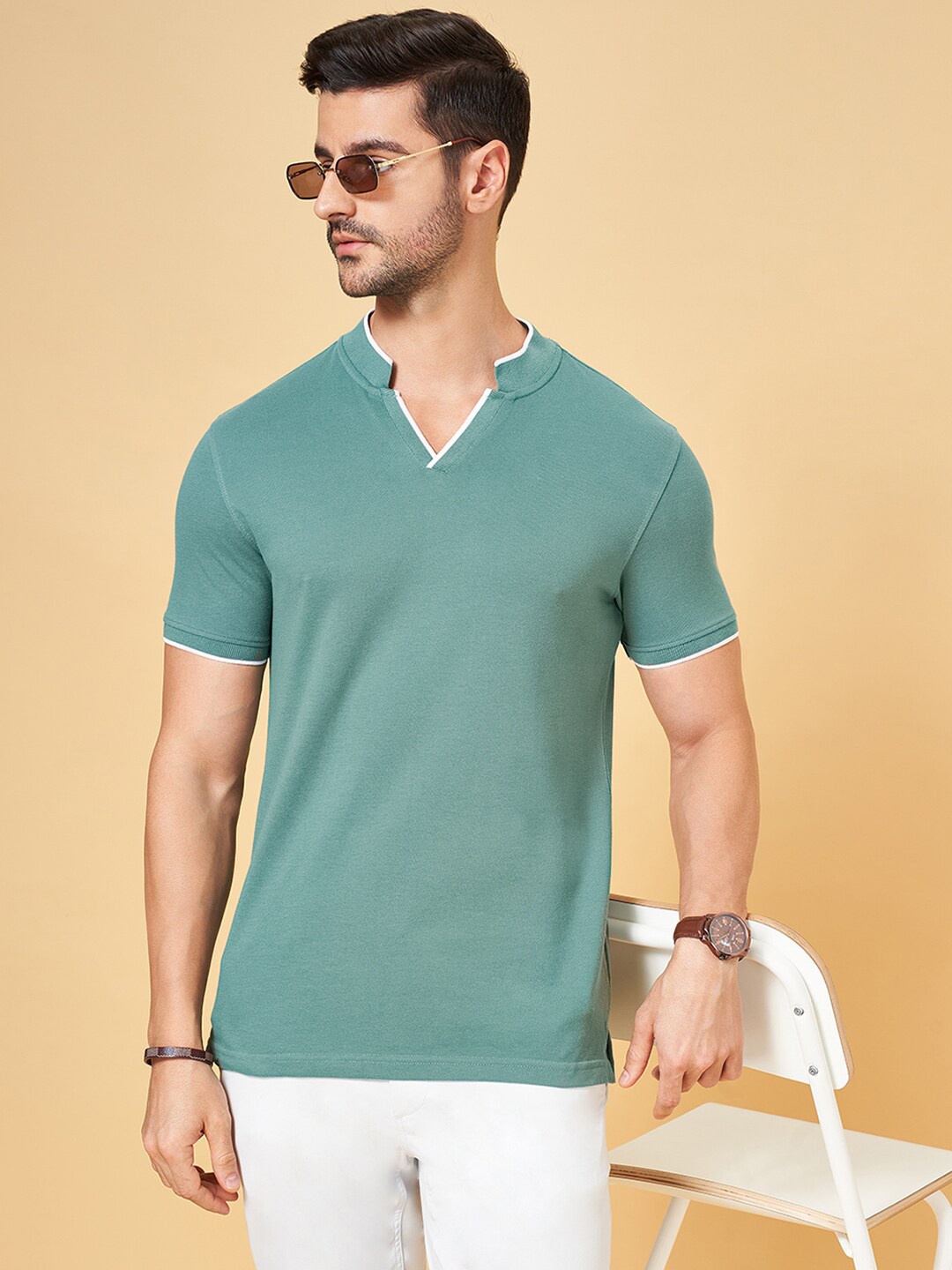 

BYFORD by Pantaloons Men Mandarin Neck Cotton Slim Fit T-shirt, Green