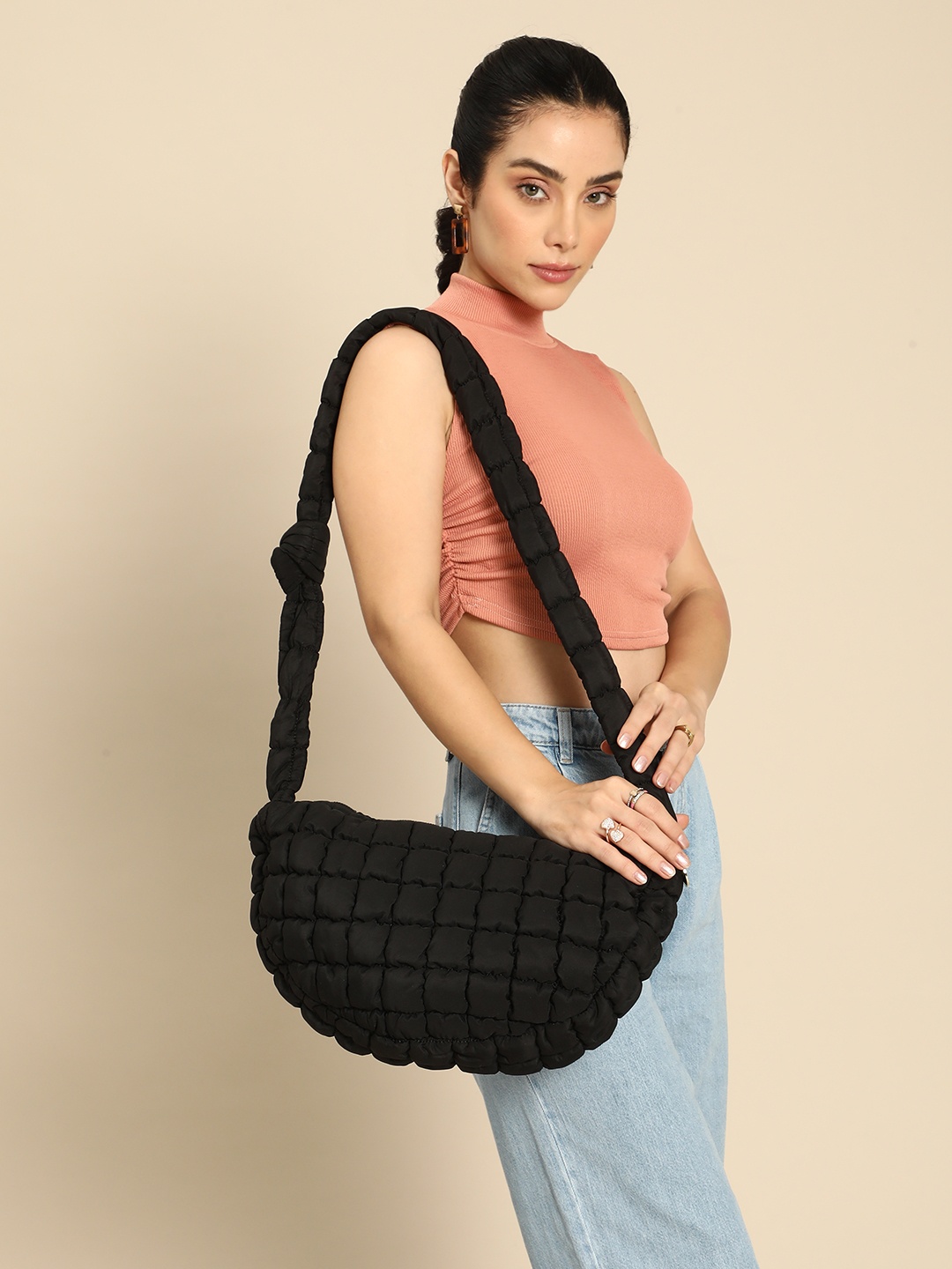 

DressBerry Structured Shoulder Bag with Quilted, Black