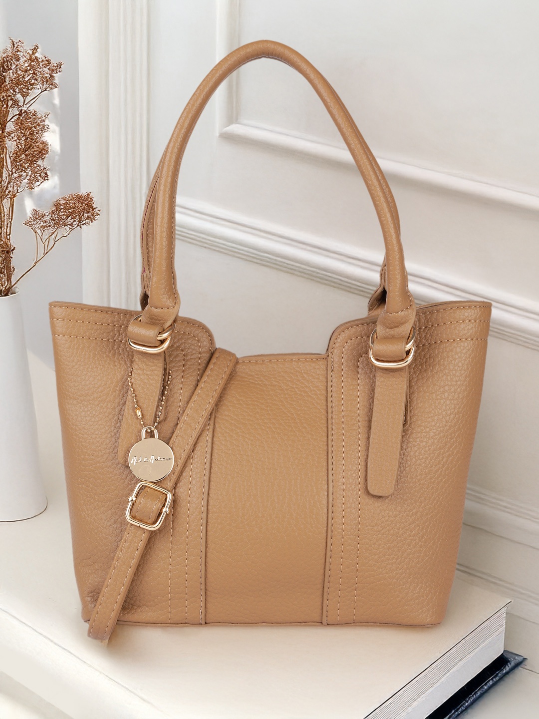 

Mast & Harbour Structured Shoulder Bag, Beige