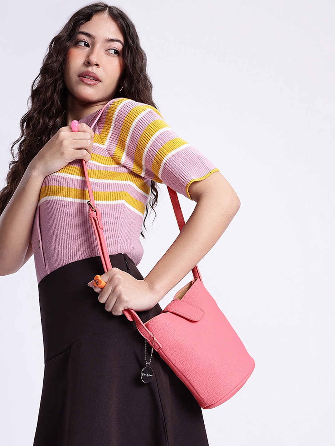 

Mast & Harbour Structured Sling bag, Pink