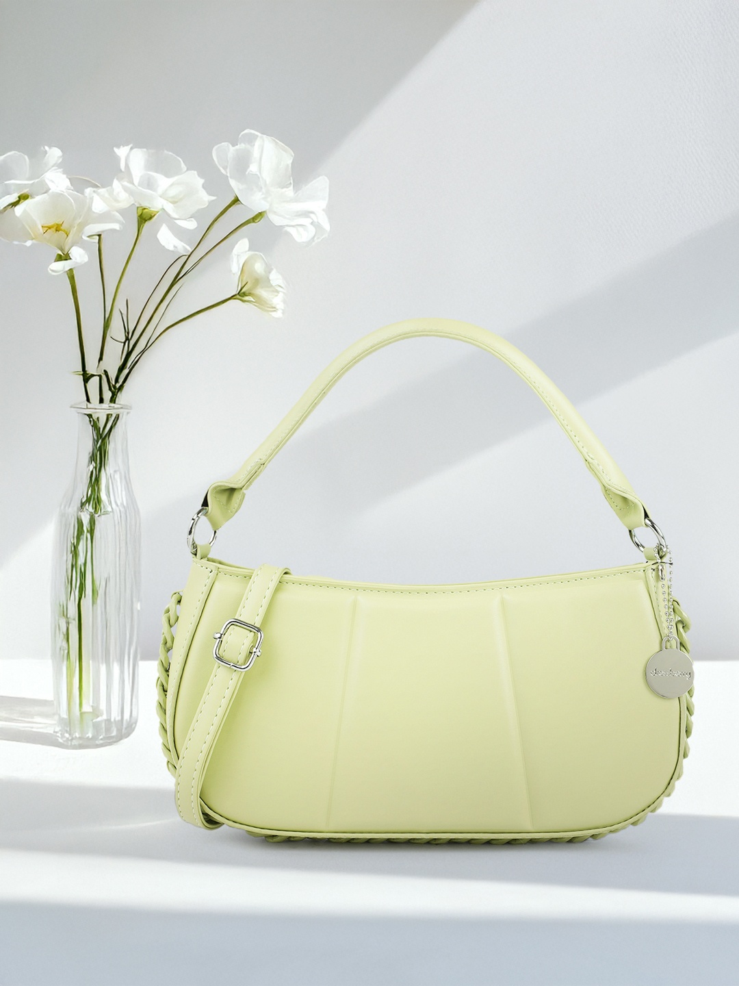

DressBerry Handheld Baguette Bag, Green