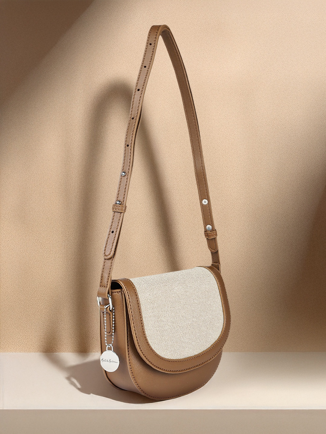 

Mast & Harbour Structured Shoulder Bag, Brown