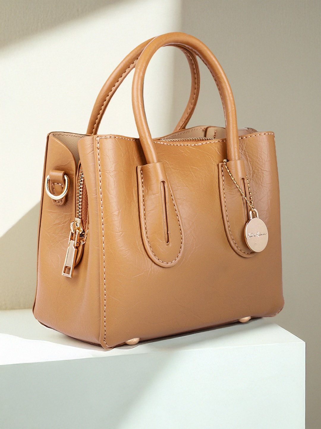 

Mast & Harbour Structured Handheld Bag, Brown