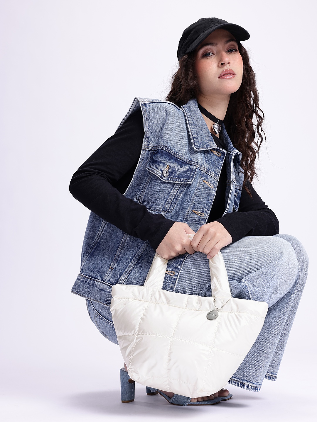 

Mast & Harbour Structured Quilted Handheld Bag, Off white