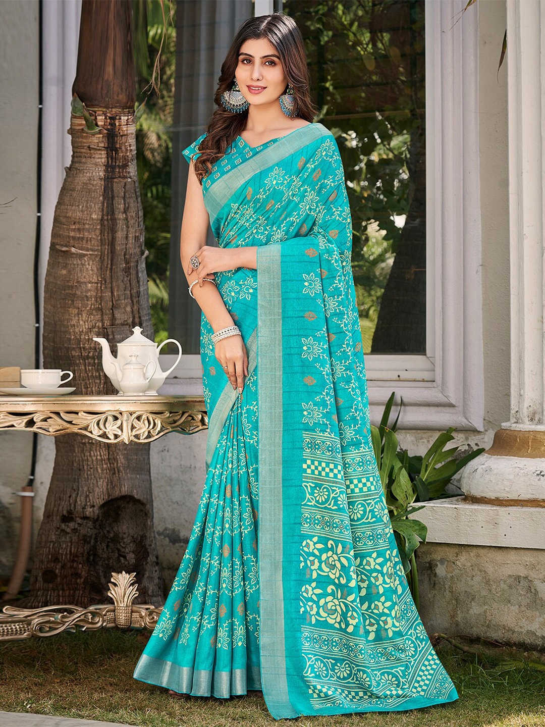 

SANSKAR Floral Zari Pure Silk Saree, Grey
