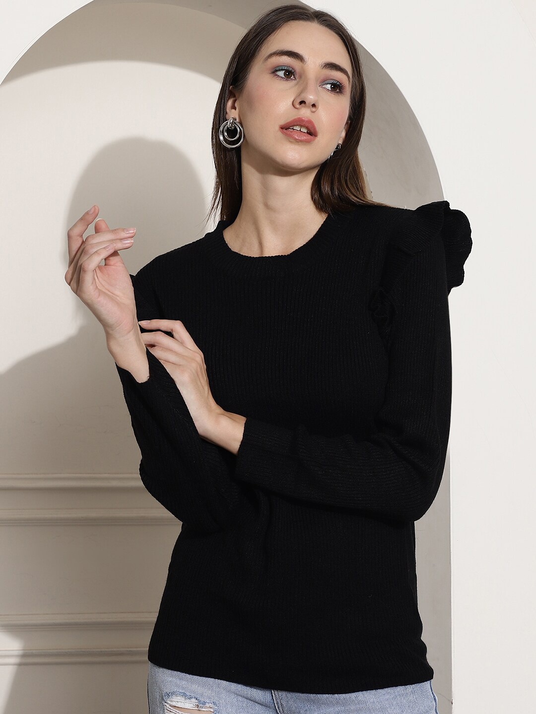 

NoBarr Round Neck Long Sleeves Top, Black
