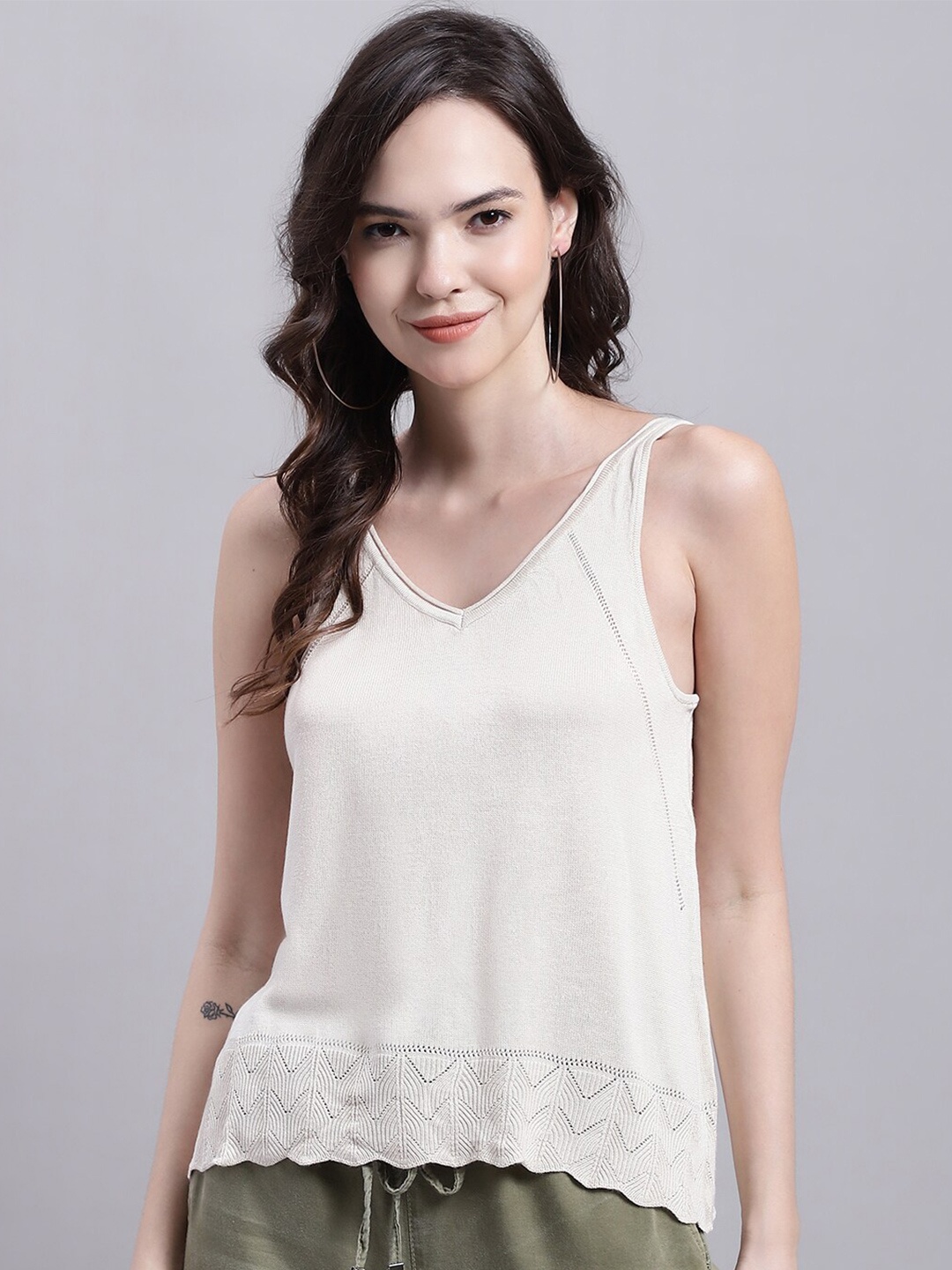 

NoBarr V-Neck Sleeveless Top, Beige