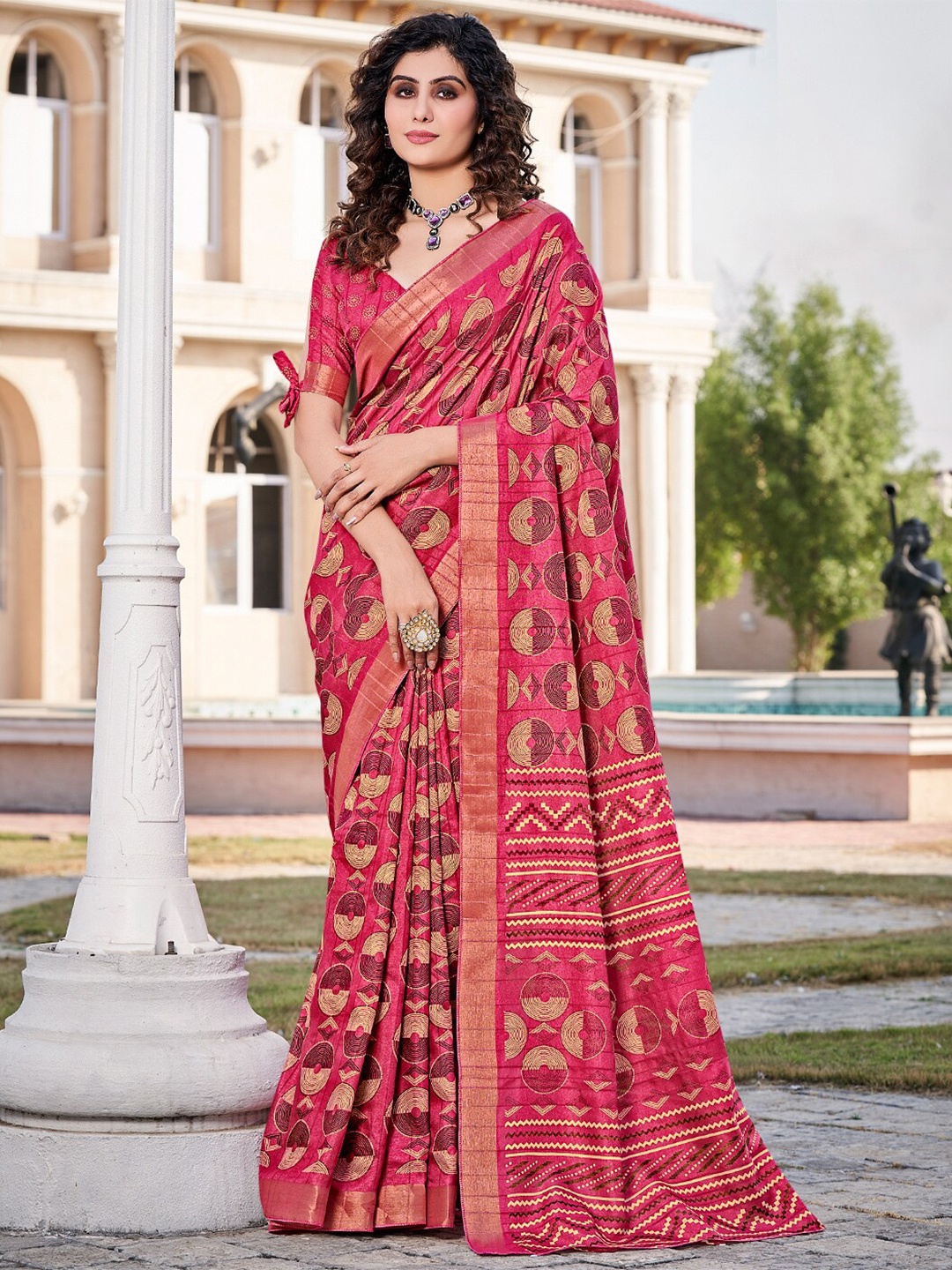 

SANSKAR Abstract Printed Zari Silk Saree, Pink