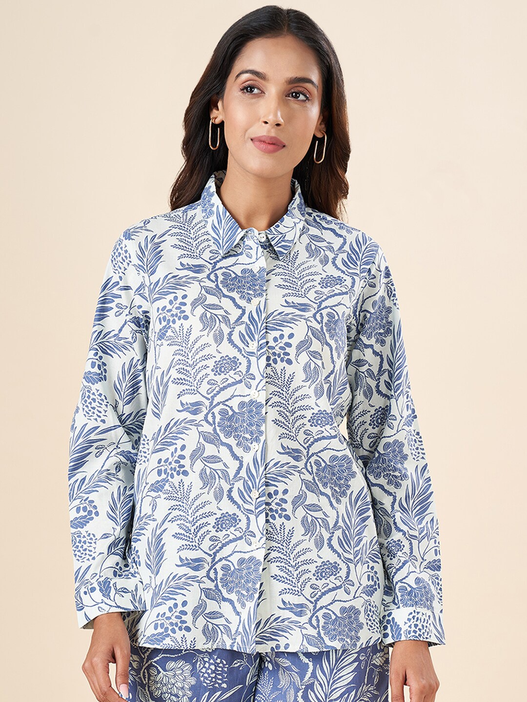 

AKKRITI BY PANTALOONS Floral Printed Shirt Collar Pure Cotton Tunic, Navy blue