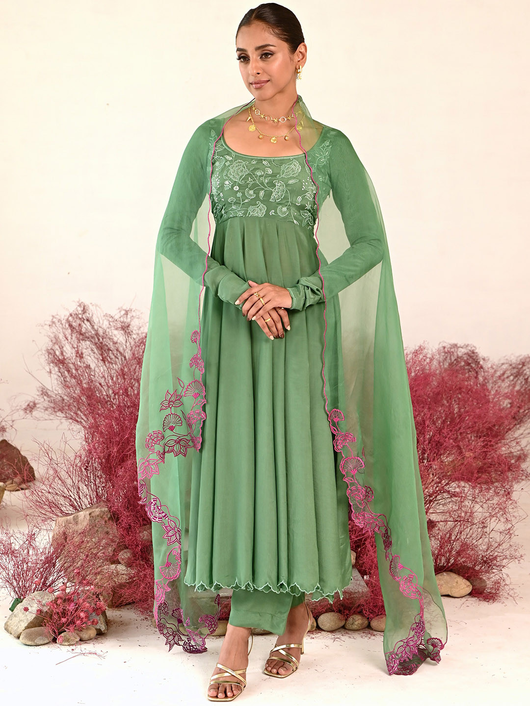 

Baise Gaba Floral Embroidered Organza Anarkali Kurta & Pyjamas With Dupatta, Green