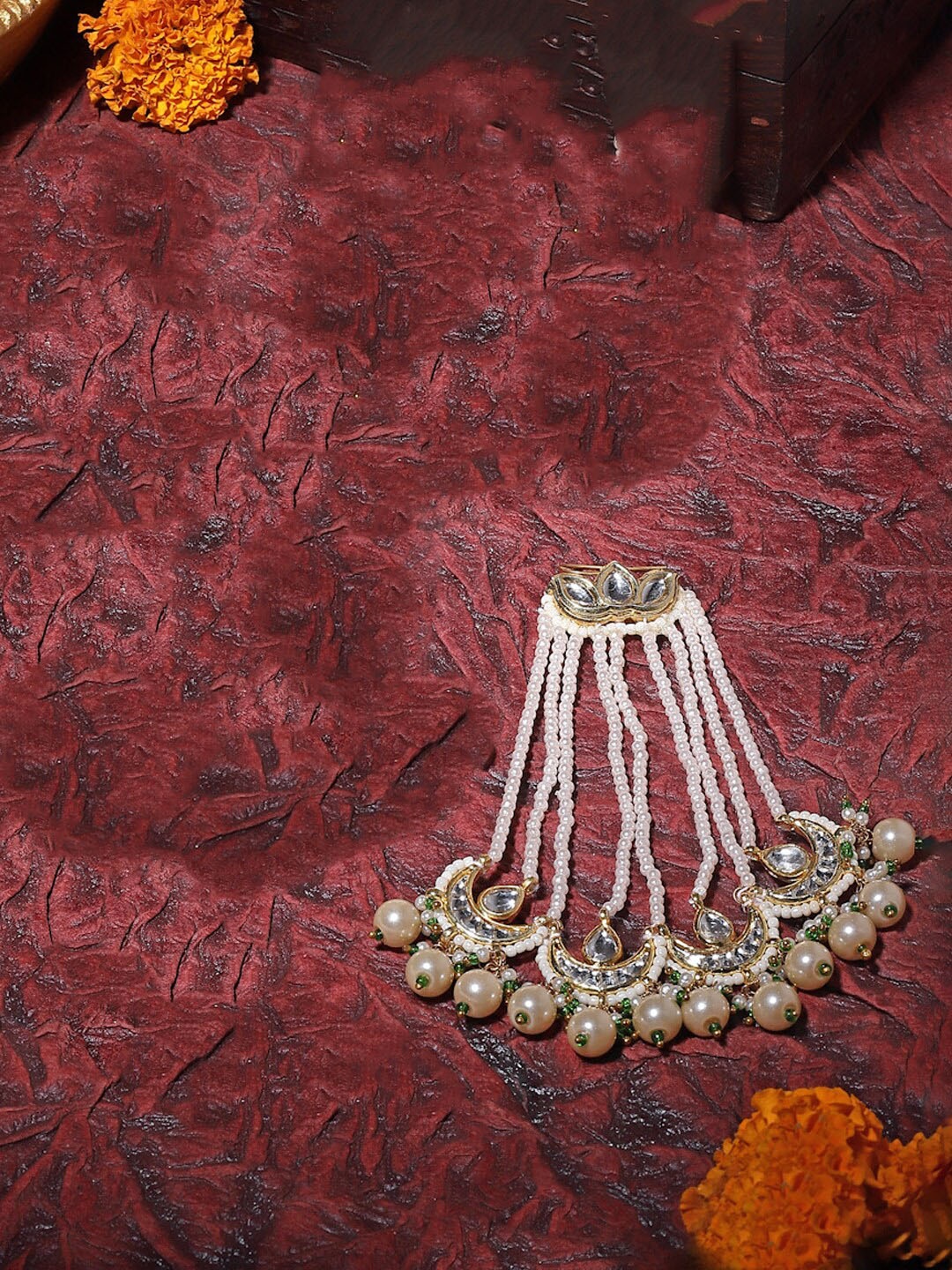 

DUGRISTYLE Gold-Plated Kundan Studded Jhumar Passa Head Jewellery