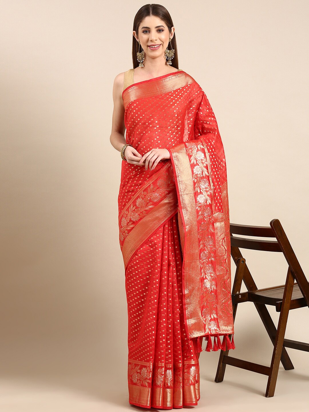 

PATLIPALLU Ethnic Motifs Woven Design Zari Tissue Banarasi Saree, Red