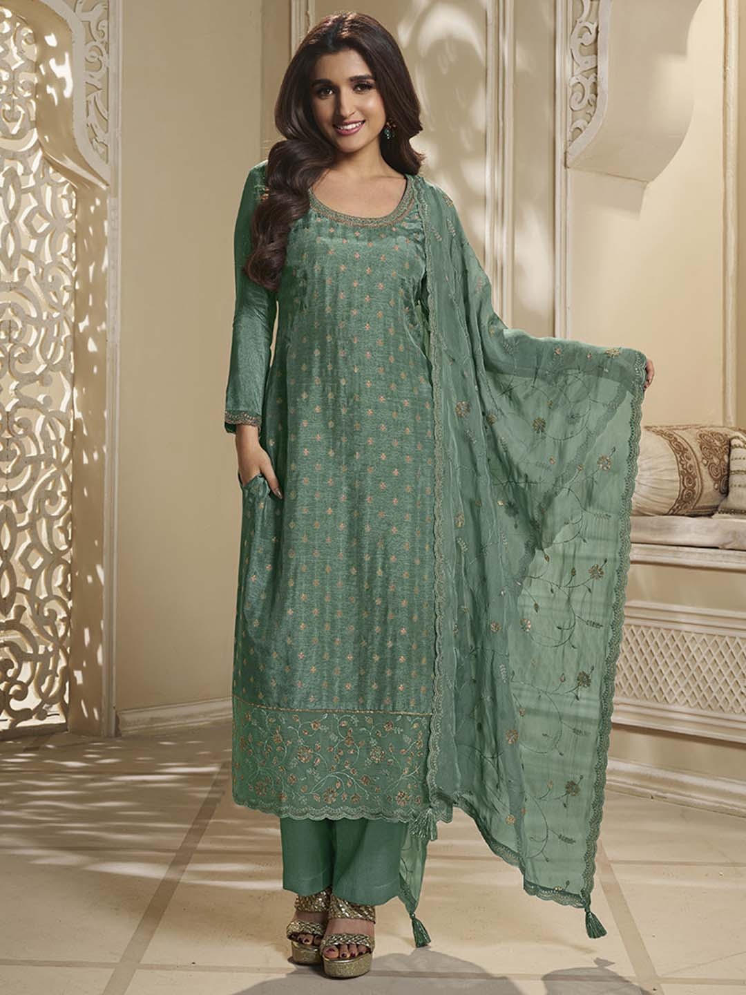 

Seerat Women Ethnic Motifs Woven Design Kurta With Trousers & Dupatta, Green