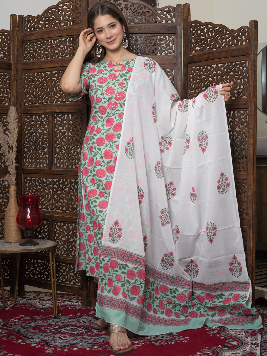 

Lirose Floral Printed Keyhole Neck Sequinned Pure Cotton Kurta With Pyjamas & Dupatta, White