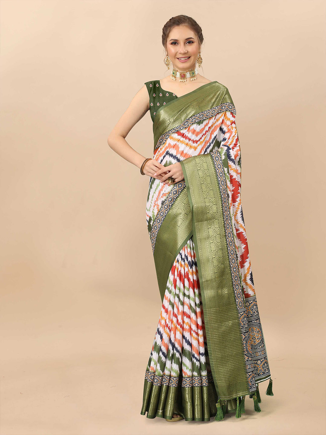 

Mitera Geometric Printed Woven Design Zari Saree, Green
