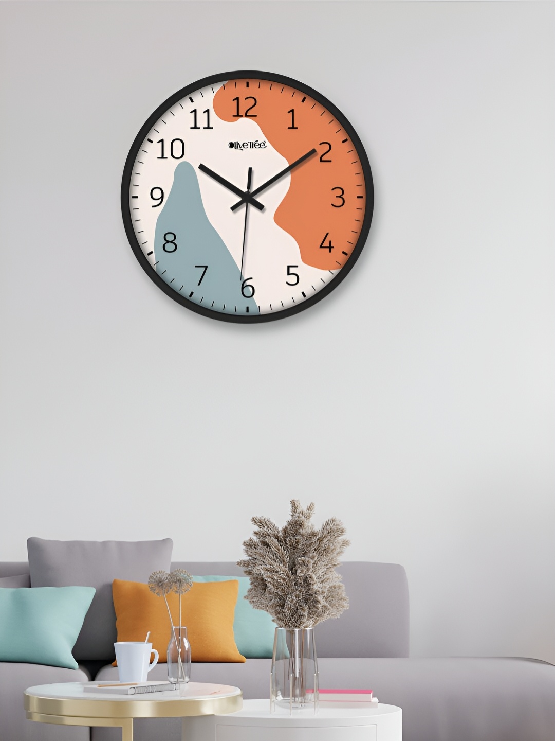

OLIVE TREE Black & Off White Contemporary Wall Clock
